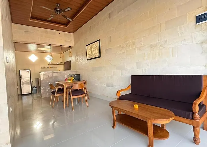 Villa Dwi House *